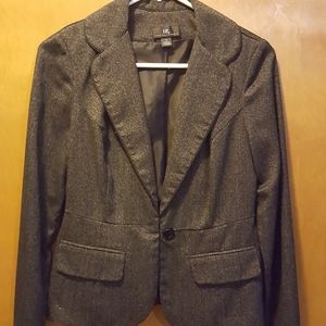 Black and gray blazer